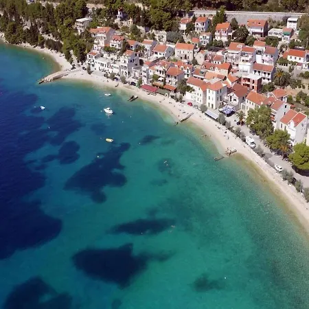 And Tomo 1 Daire Zaostrog