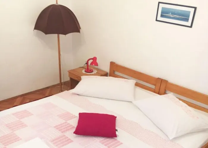 And Tomo 1 Apartman Zaostrog