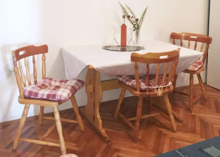 Apartman And Tomo 1